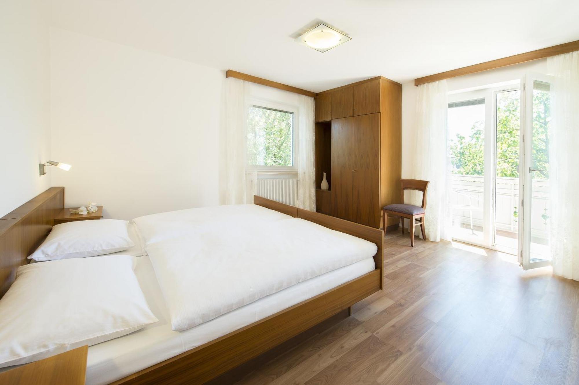 Pension Etschland Tirol Pokoj fotografie